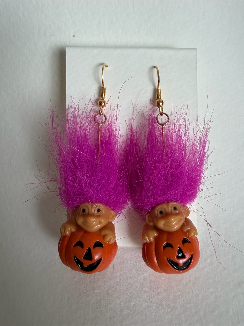 Russ Berrie "Trick or Troll" Halloween pumpkin earrings - Picture 3 of 5
